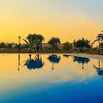 Mc Palace & Convention Hotel
