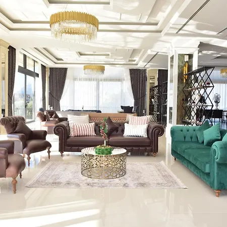 Mc Palace & Convention *