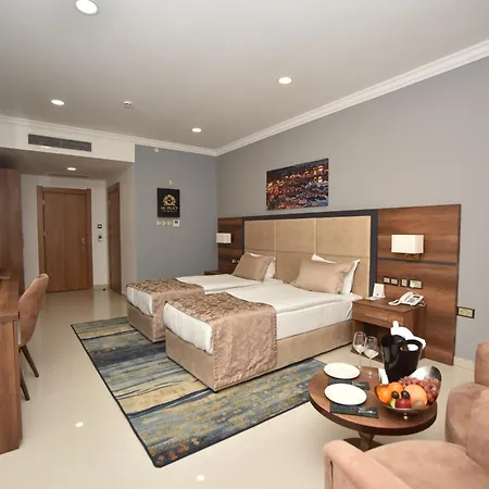 Mc Palace & Convention Hotel Agios Epiktitos