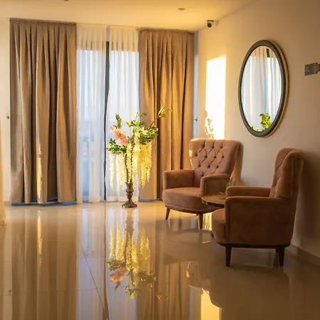 Mc Palace & Convention * Ayios Epiktitos